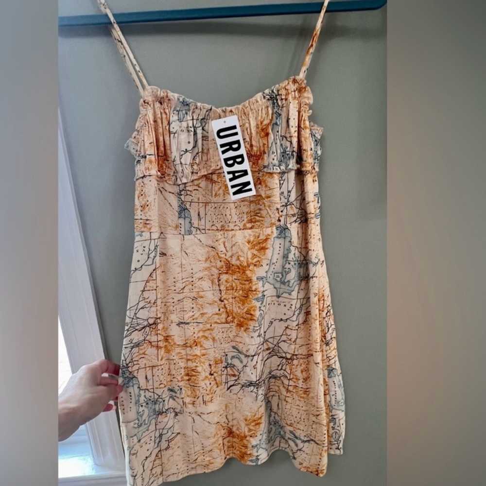 URBAN OUTFITTERS MAP DRESS